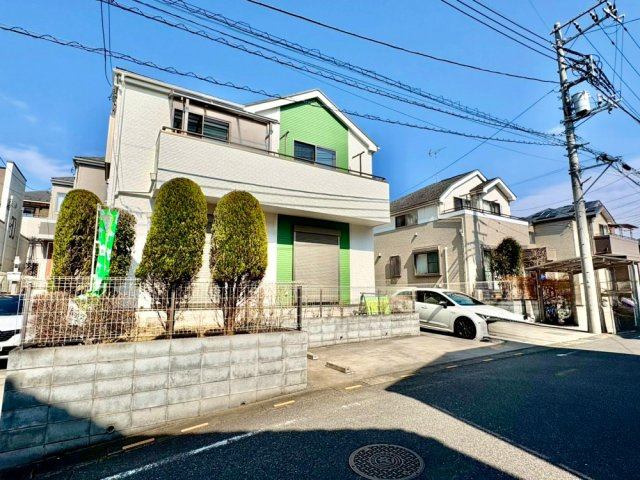■南西道路（幅員6ｍ）につき陽当り良好　■駐車2台（車種による）+庭付き　■2026年新規リフォーム済み！　■戸塚南小学校まで徒歩7分（約500ｍ）、戸塚西中学校まで徒歩14分（約1100ｍ）！