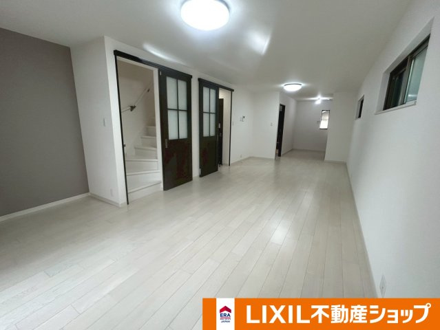 外観：326000232327