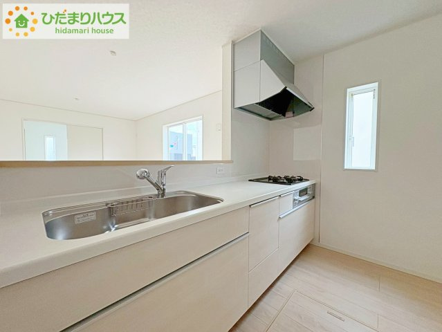 新婚さんにおすすめ！おしゃれなカウンターキッチンのあるLDKです(#^^#)