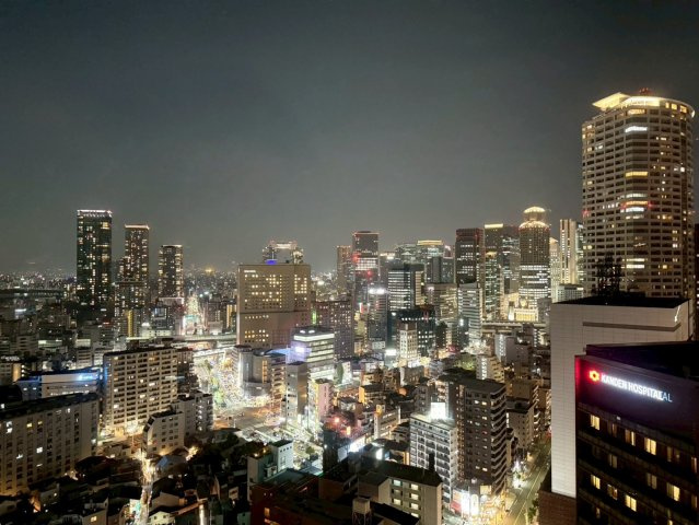 【夜景】LDの窓から望める夜景です。都心の夜景を見渡していただだけます。