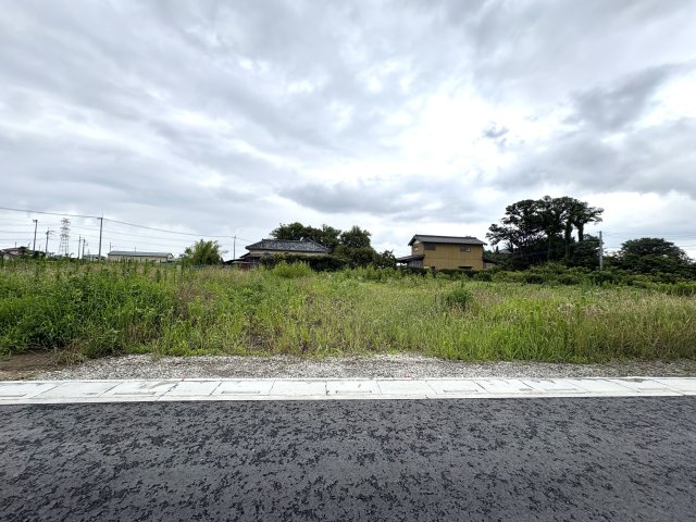 土地面積約63坪・自由設計で夢のマイホームはいかがでしょうか！希望の間取りが叶いやすい整形地！