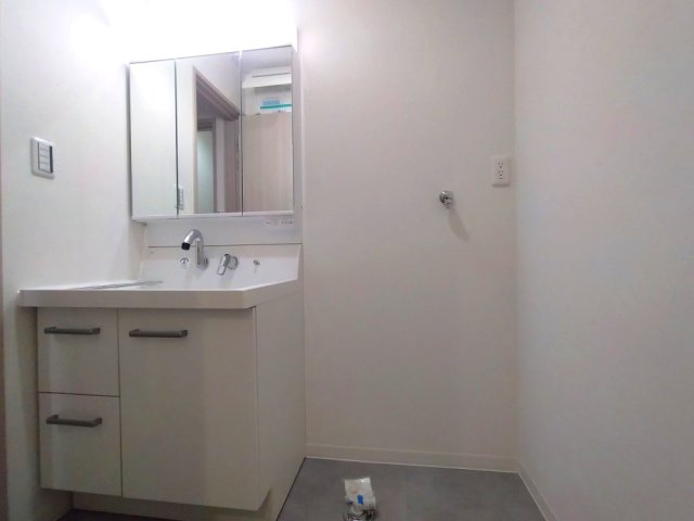 安心の室内洗濯機置き場。