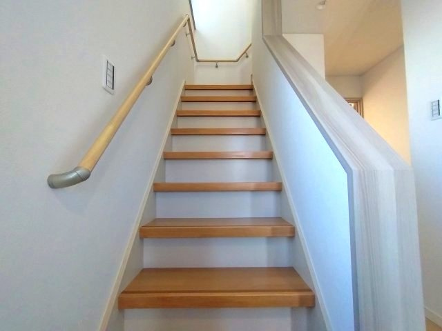 手摺が新設されているため昇り降りも安心。