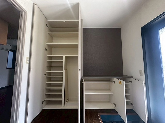 玄関収納です。