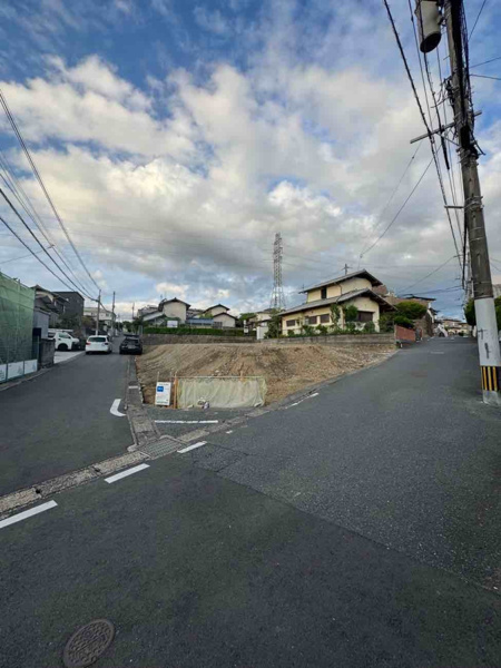 【若葉三丁目（2期）の前面道路含む現地写真】
