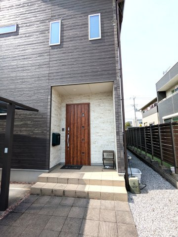 入り口もキレイでワクワクします。是非ご見学ください。