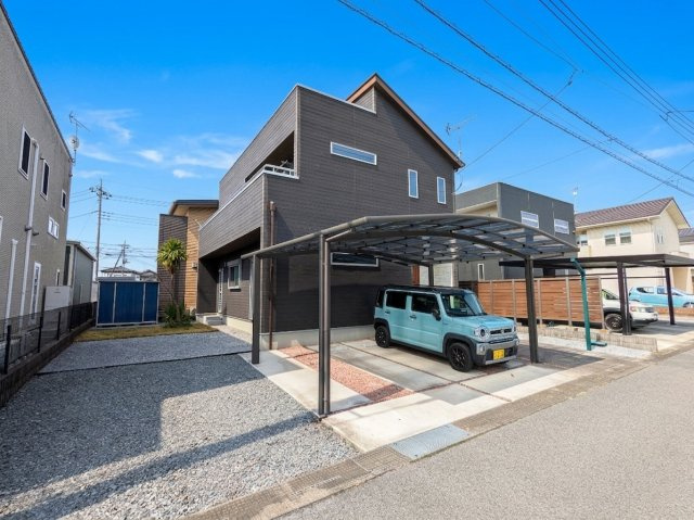 2台分のカーポートもございます♪
