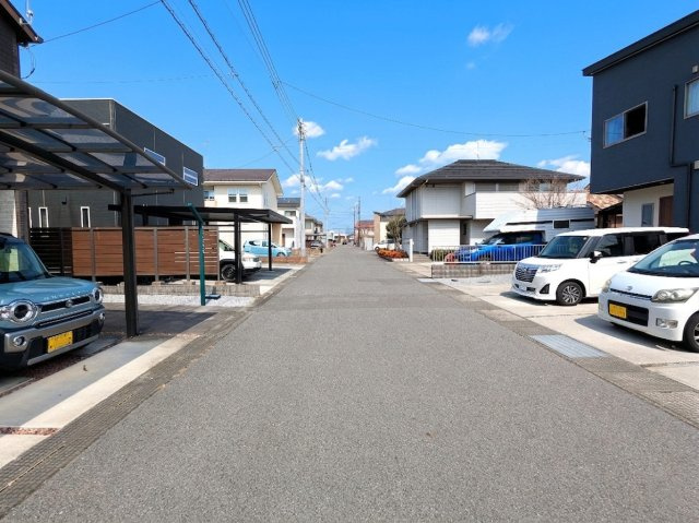 道幅はゆったり6メートル