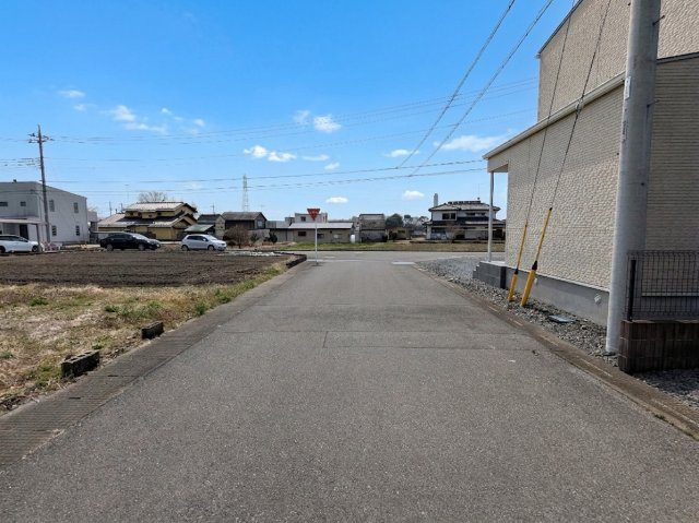 交通量も少なく静かです