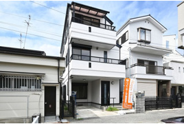 尼崎市西難波町4丁目中古一戸建て│5LDK 駐車1台可の外観