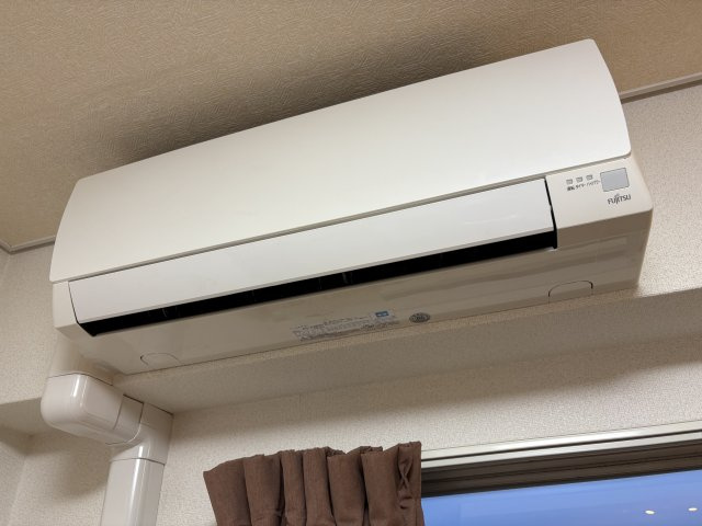 エアコンは　富士通　Nocria