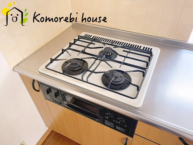 コンパクトなキッチンで掃除もラクラク
