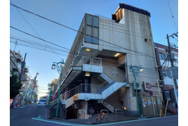 セントラルビルの外観