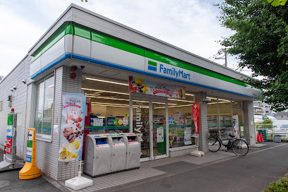 ファミリーマート府中押立町店まで徒歩4分