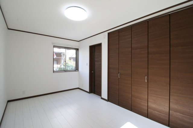 当社施工作品例　一級建築士による無料の間取り作成も承ります。　当社施工現場、ショールームもあり。お気軽にお問い合わせください。