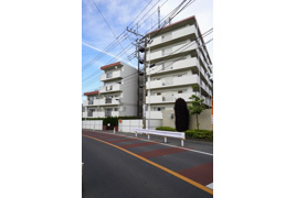 サンライフ根岸の外観