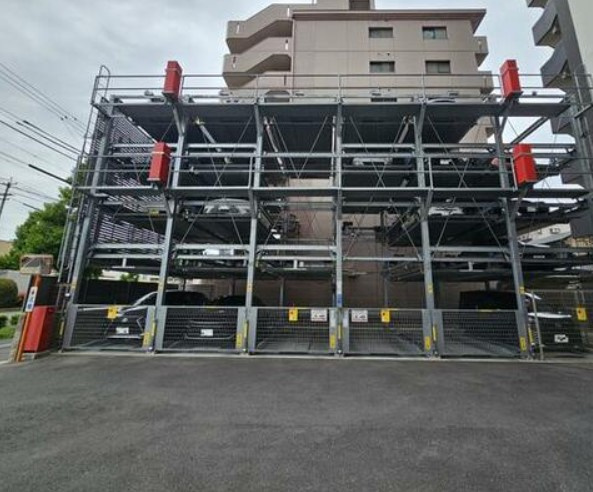 駐車場あり。空き状況につきましてはお気軽に弊社までお問い合わせください。