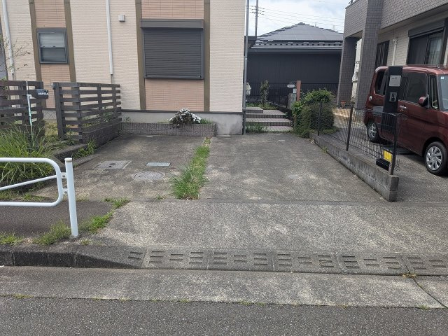 ～並列2台駐車可能カースペース～