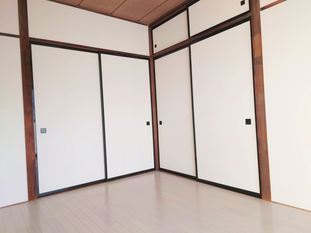 洋室の押入・天袋