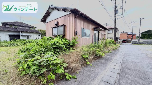 売主の負担にて解体後に更地でお引き渡しします♪