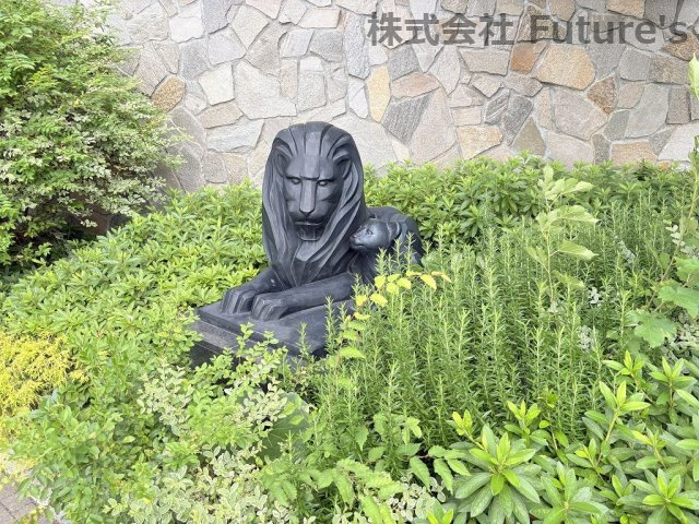 マンションのシンボルです