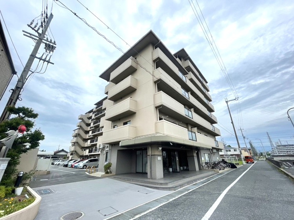 少女の赤い帽子み・な・と泉佐野の画像