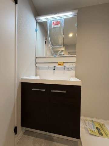 三面鏡洗髪洗面化粧台です！