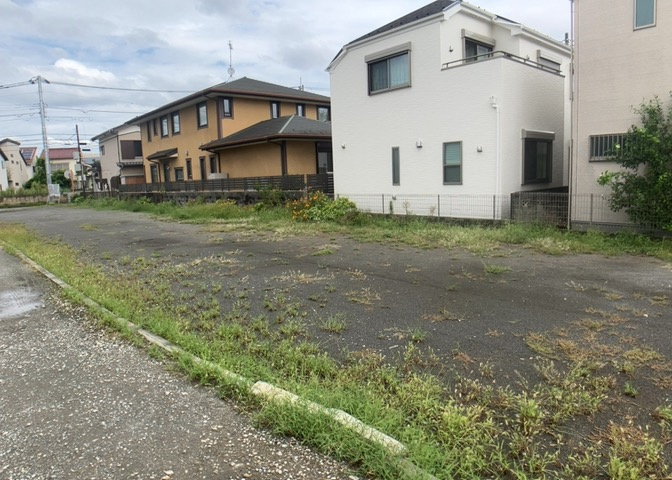 土地探しをしていると都市計画区域という言葉を目にすると思います。法律によって、都道府県知事や国土交通大臣が指定するエリアのことを指しており、都市計画区域は市街化区域と市街化調整区域に分けられています。