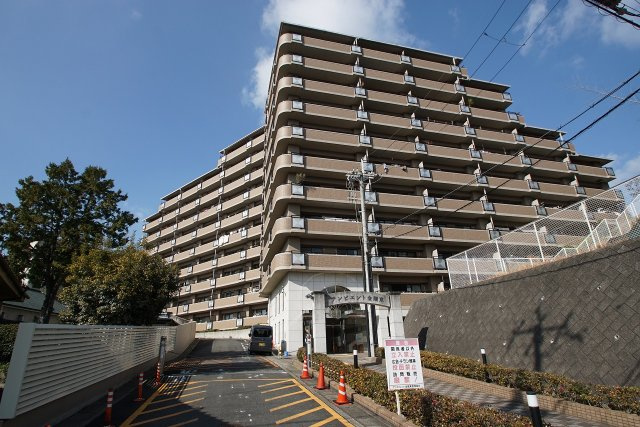 外観：327002169105