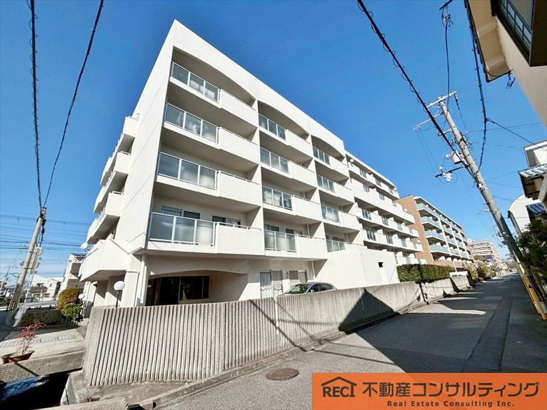 外観：328000633337