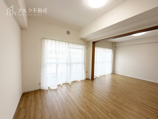 LDK約9.8帖