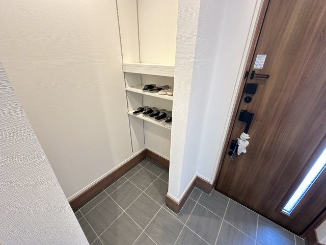 マルエツ四季の森フォレオが徒歩22分でございます。
