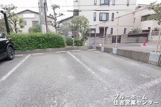 敷地内にある駐車場です！