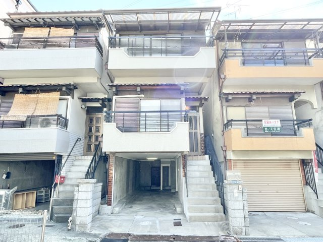 外観：327001689897