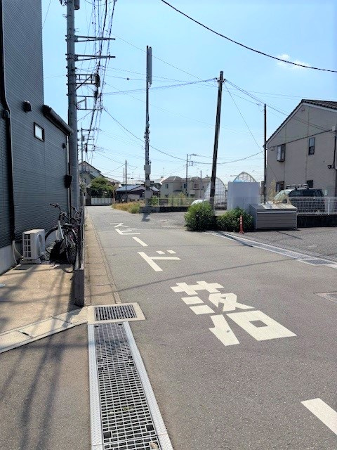 角地のため開放感があります