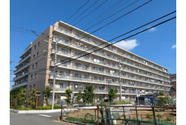 ベルドゥムール春日部東の外観