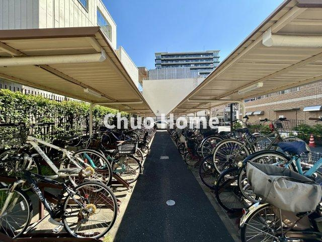 【自転車置き場】最新の空き状況や費用などの詳細は担当スタッフまでお問い合わせください。
