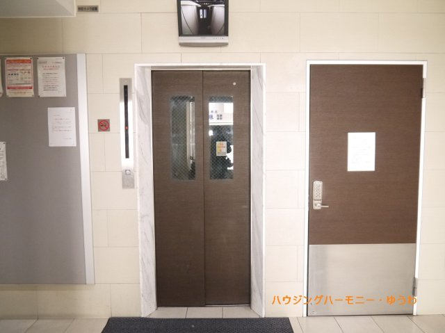 勿論エレベーターが備え付けられています。
