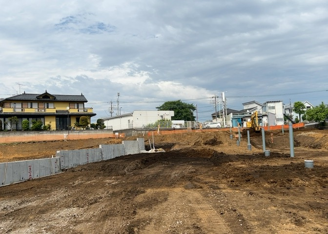 土地探しをしていると都市計画区域という言葉を目にすると思います。法律によって、都道府県知事や国土交通大臣が指定するエリアのことを指しており、都市計画区域は市街化区域と市街化調整区域に分けられています。