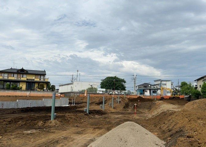 物件の詳細については、現地を見てわかること以外に、役所や法務局などで調べないとわからないことがあります。そのため、現地に行く場合は、もしこの物件を買ったらどのような生活ができるかをイメージしましょう。