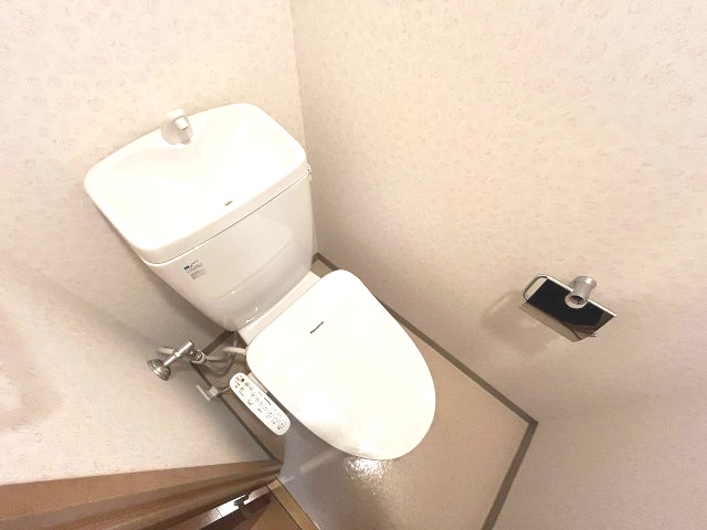 トイレ　ご都合のよろしい日時に現地をご案内させて頂きます！是非、お問い合わせお待ちしております!!　