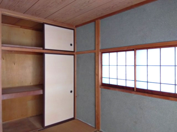 荷物が多くても収納スペースがたっぷりあるので、生活スペースを広く確保する事ができます。