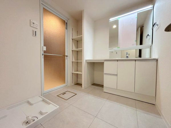 【グランレガーロ　パルココルテの脱衣場】