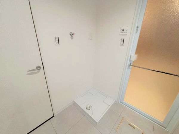 【グランレガーロ　パルココルテのランドリースペース】