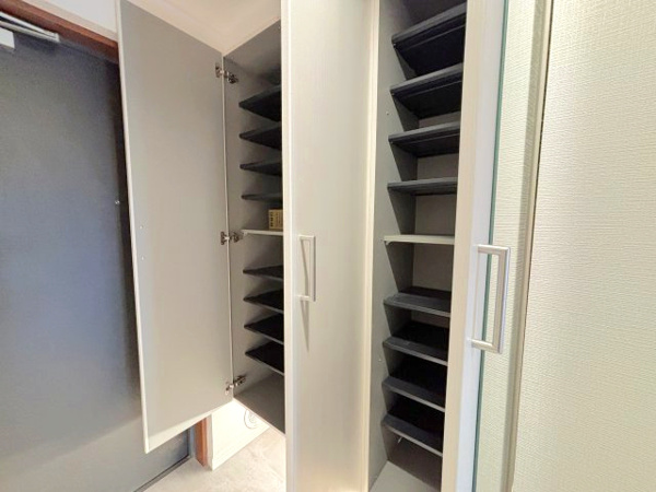 【グランレガーロ　パルココルテの収納】