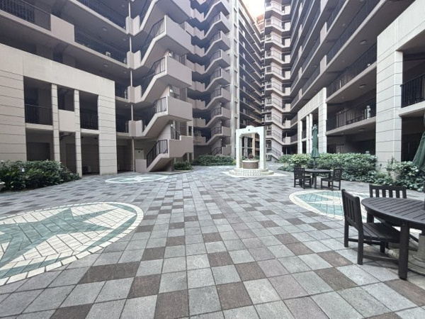 【グランレガーロ　パルココルテの共用部分】