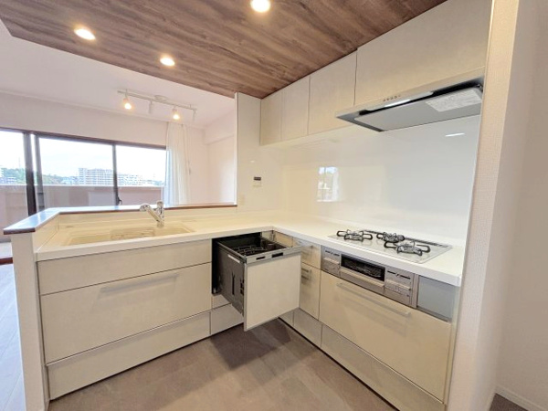 【グランレガーロ　パルココルテのキッチン】