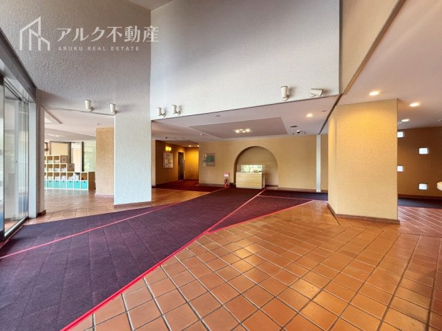 開放的なエントランスロビー！