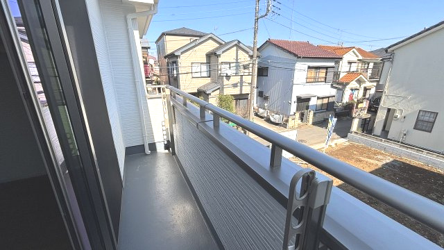 南東向きバルコニーで陽当り良好