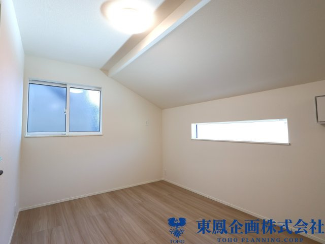 お子様の寝室としてお使いいただけます